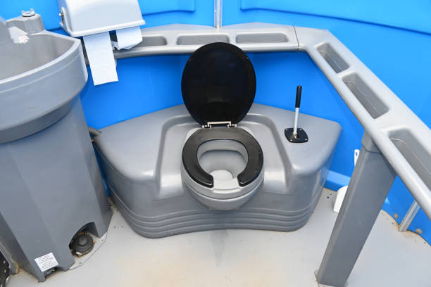 Portable Toilet Options We Offer in Nixa, MO